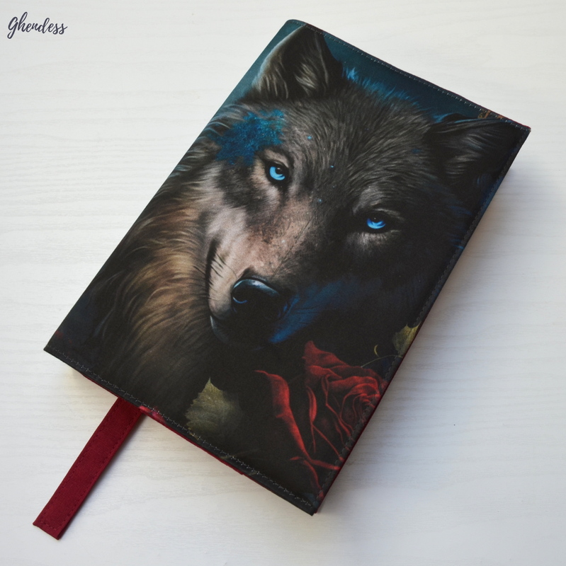 Univerzální obal na knihu - Wolf and rose No. 3