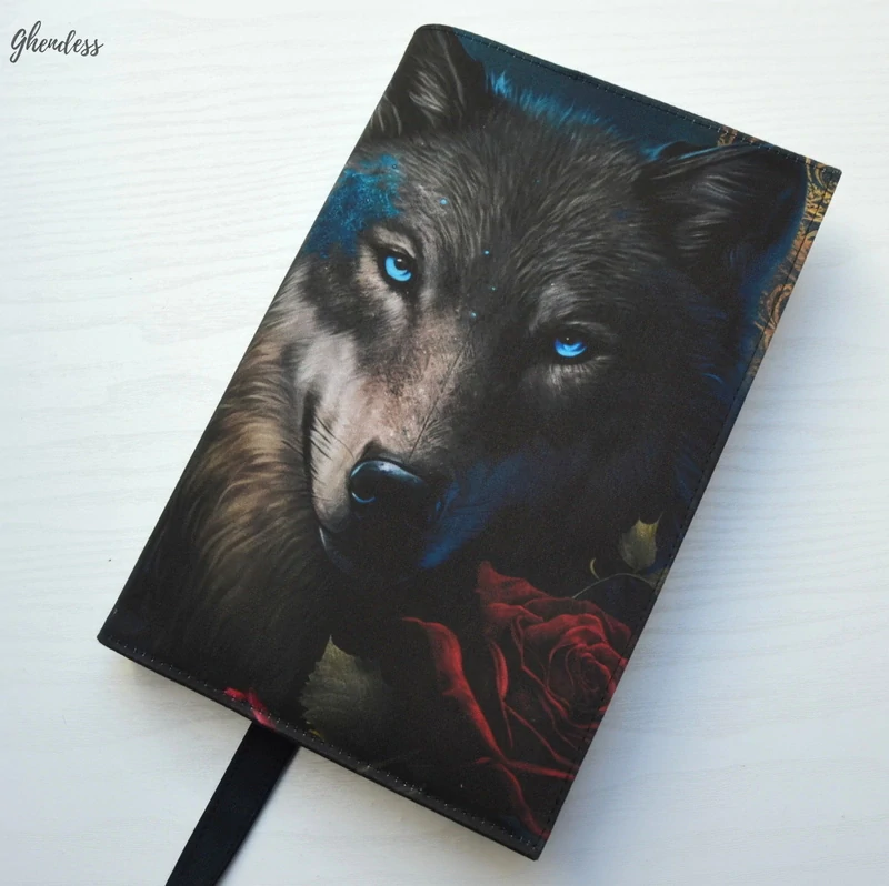 Univerzální obal na knihu - Wolf and rose No. 3