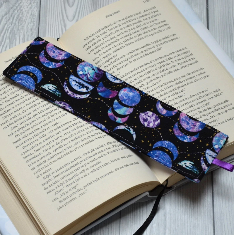 Záložka do knihy - Měsíce