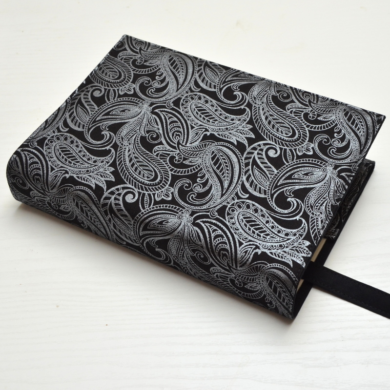 Univerzální obal na knihu - Paisley/silver