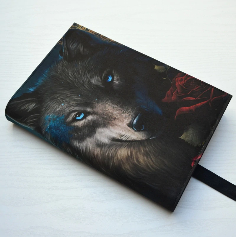 Univerzální obal na knihu - Wolf and rose No. 3