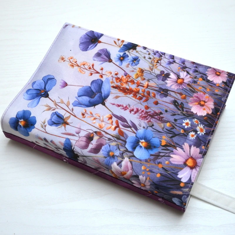Univerzální obal na knihu - Vlčí máky/Violet 3