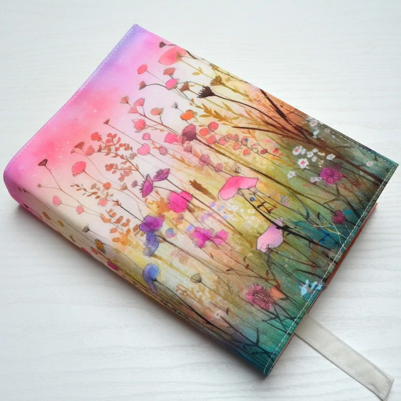 Univerzální obal na knihu - Pink meadow No. 3