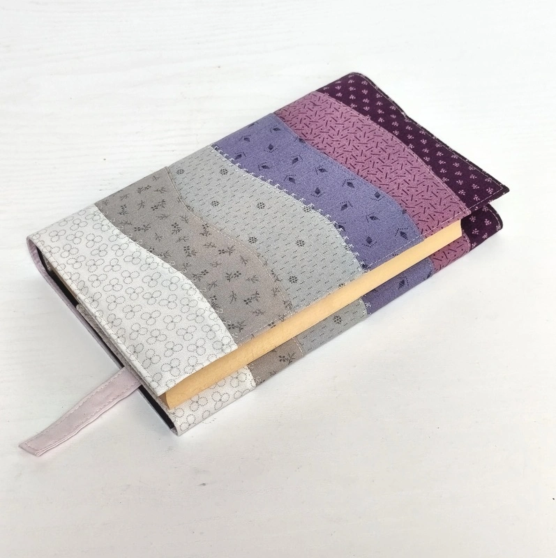 Univerzální obal na knihu - Soft Lavender No. 2