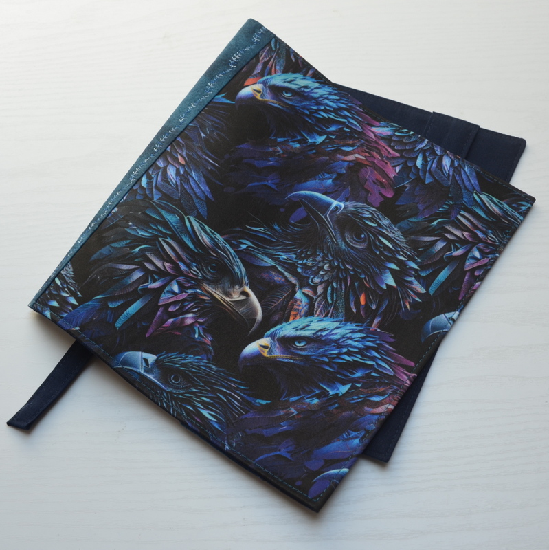 Univerzální obal na knihu - Ravens