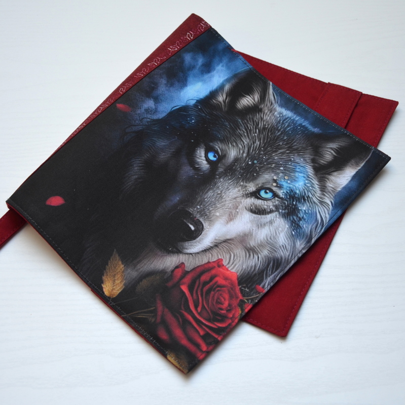 Univerzální obal na knihu - Wolf and rose No. 2
