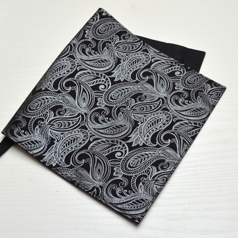 Univerzální obal na knihu - Paisley/silver