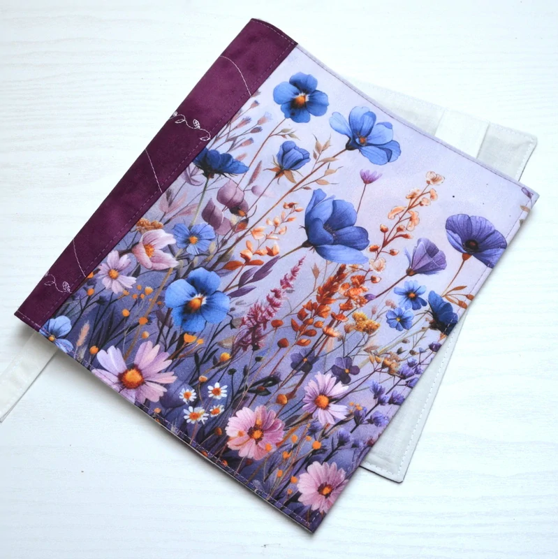 Univerzální obal na knihu - Vlčí máky/Violet 3