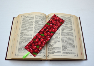 Záložka do knihy - Třešně